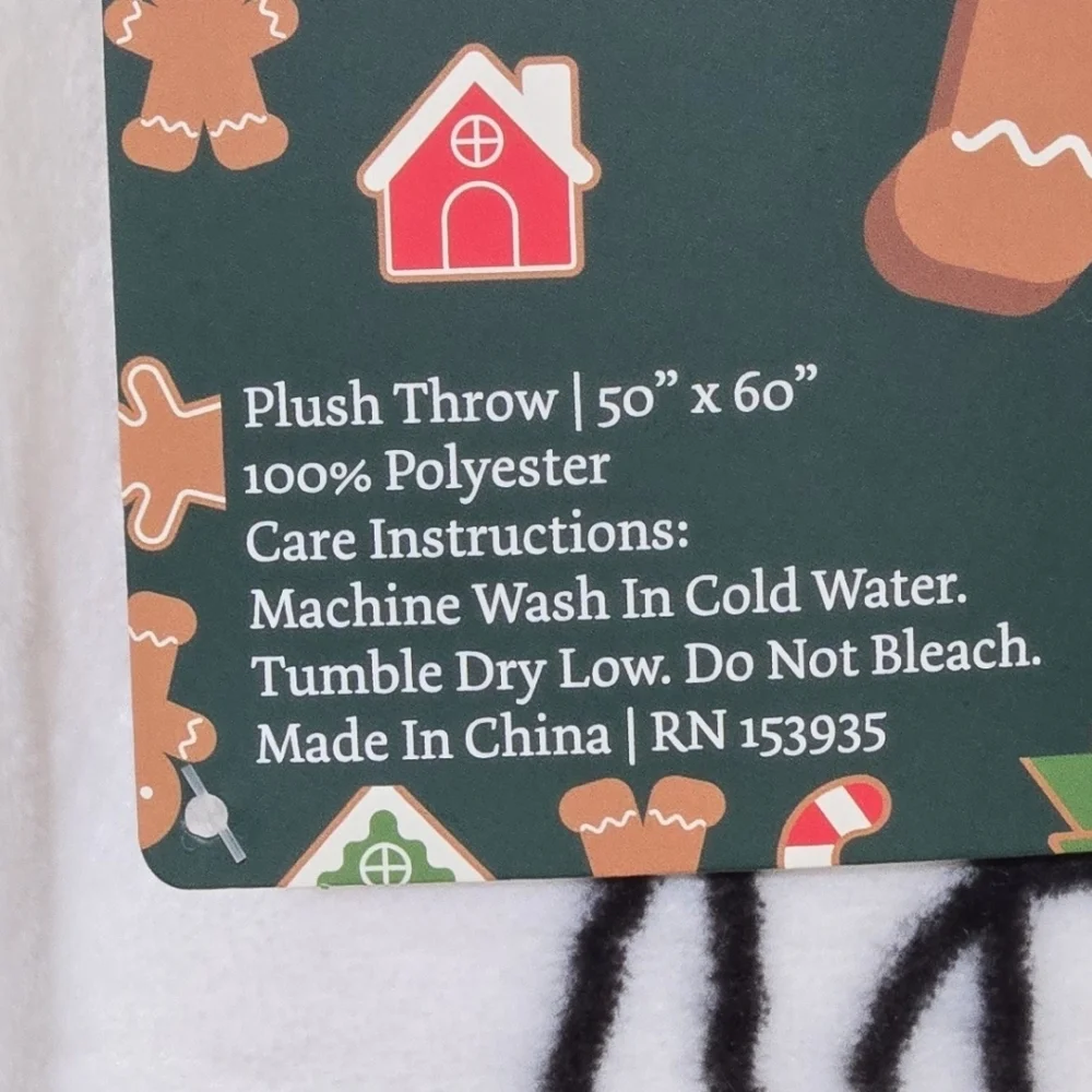 Merry Christmas Oh Snap Gingerbread Man Cookie Plush Throw Blanket